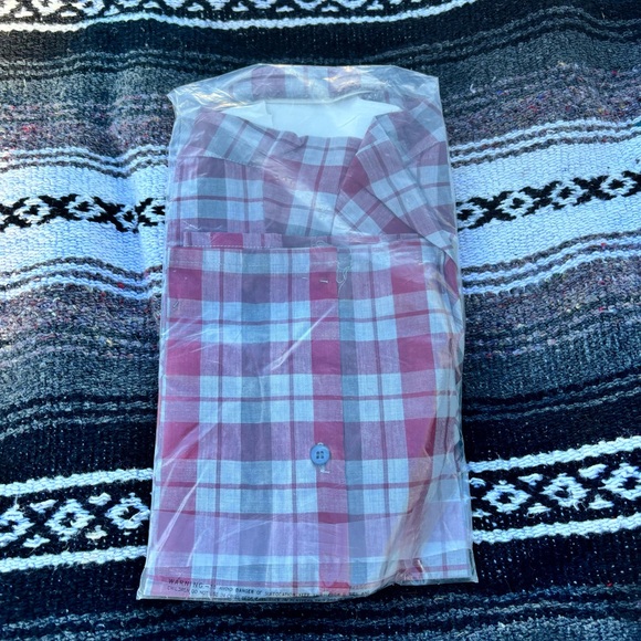 VTG 70s EMPRESS BOYS SPORTS SHIRT MAROON PLAID DEAD STOCK SIZE 12 100% COTTON - Picture 2 of 3